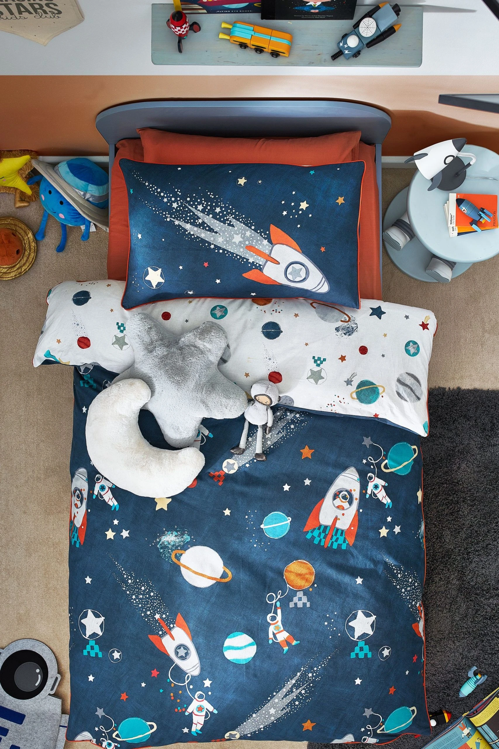 Next Kids Space Planets And Rockets 100% Organic Cotton Duvet Cover And Pillowcase Set 6 Next Kids Space Planets And Rockets 100% Organic Cotton Duvet Cover And Pillowcase Set - Image 4