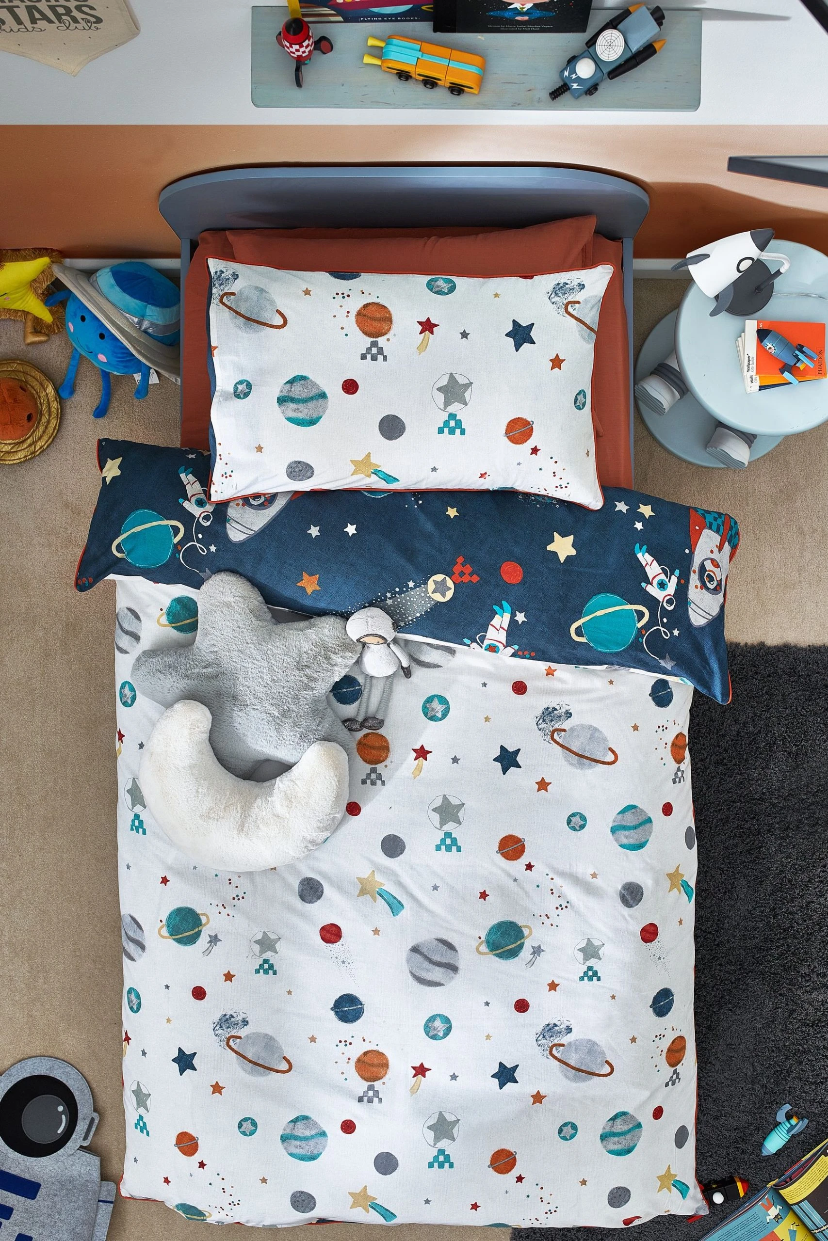 Next Kids Space Planets And Rockets 100% Organic Cotton Duvet Cover And Pillowcase Set 7 Next Kids Space Planets And Rockets 100% Organic Cotton Duvet Cover And Pillowcase Set - Image 5