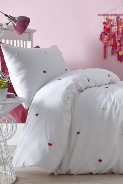 Appletree Lotte Tufted Cotton Duvet Cover And Pillowcase Set