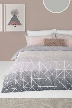 Furn. Spectrum Geometric Line Reversible Duvet Cover And Pillowcase Set