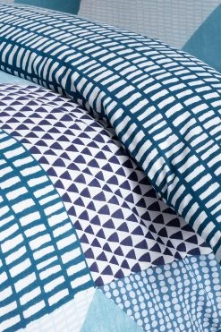 Catherine Lansfield Larsson Geo Duvet Cover And Pillowcase Set -Furn Online 616784s4