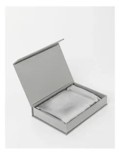 Heritage Luxe Silk Pillowcase In Silver