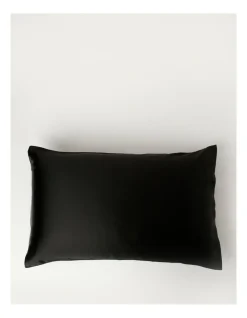Heritage Luxe Silk Pillowcase In Black 7 Heritage Luxe Silk Pillowcase In Black -Furn Online 653987980 877469770 3 720x928