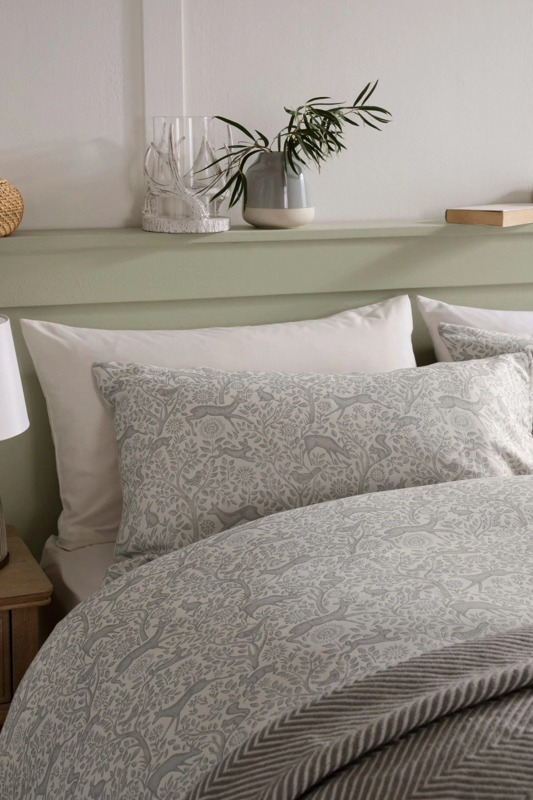 Next Woodland Jacquard Duvet Cover And Pillowcase Set 3 Next Woodland Jacquard Duvet Cover And Pillowcase Set