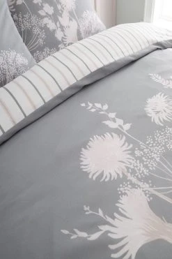 Catherine Lansfield Meadowsweet Duvet Cover And Pillowcase Set 8 Catherine Lansfield Meadowsweet Duvet Cover And Pillowcase Set -Furn Online 868119s3