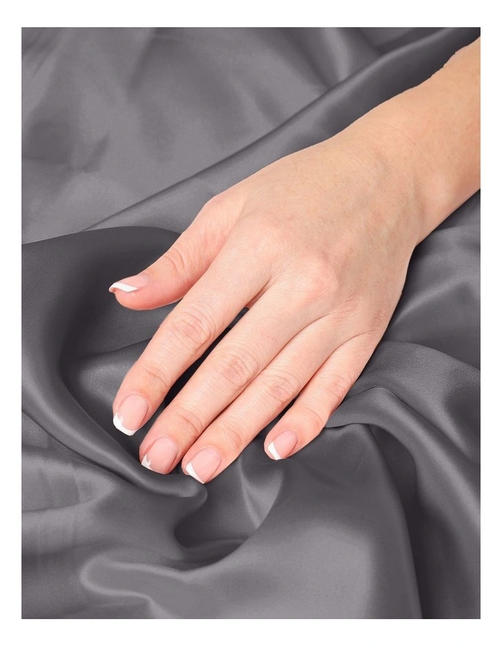 Pure Silk Pillowcase 100% Mulberry Silk Hypoallergenic In Charcoal 7 Pure Silk Pillowcase 100% Mulberry Silk Hypoallergenic In Charcoal - Image 5
