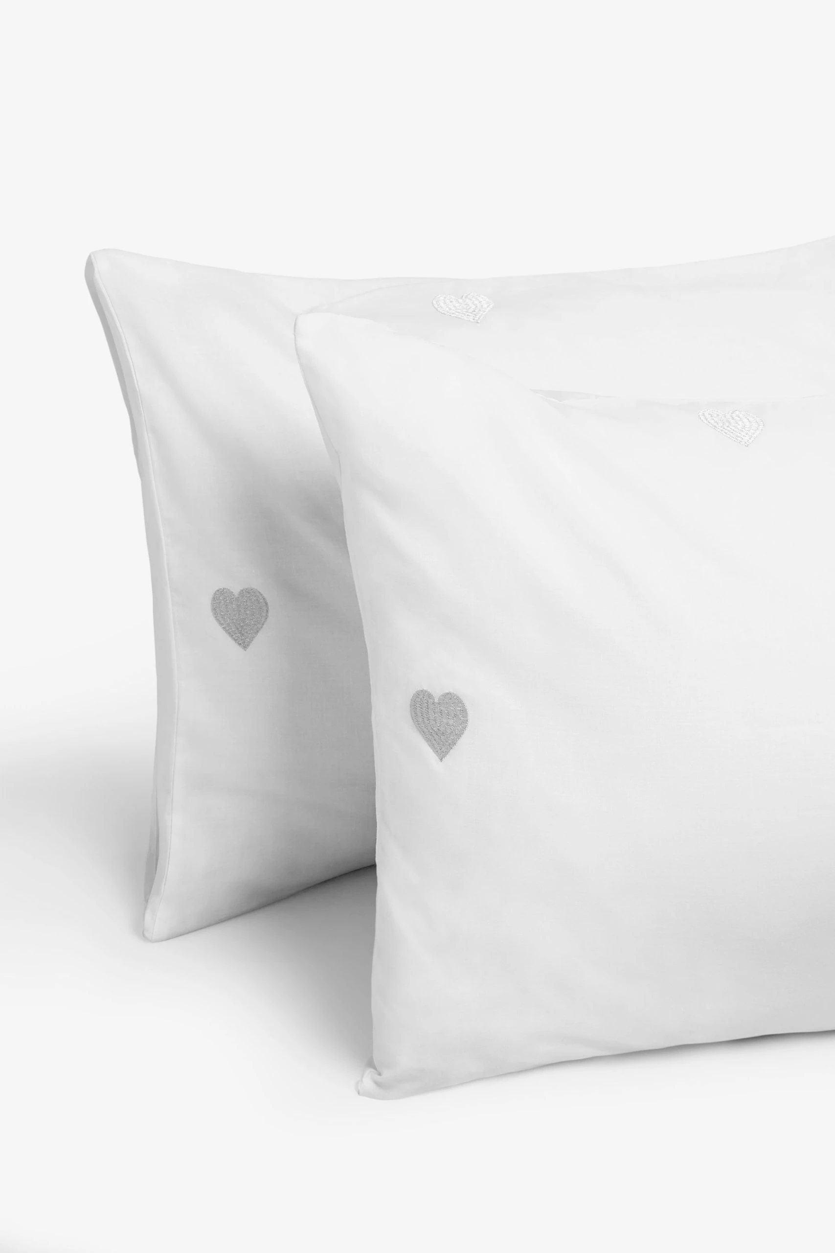 Next Embroidered Duvet Cover And Pillowcase Set 5 Next Embroidered Duvet Cover And Pillowcase Set - Image 3