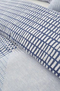 Catherine Lansfield Larsson Geo Reversible Duvet Cover And Pillowcase Set 8 Catherine Lansfield Larsson Geo Reversible Duvet Cover And Pillowcase Set -Furn Online A00052s3