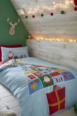 Catherine Lansfield Countdown To Christmas Duvet Cover And Pillowcase Set