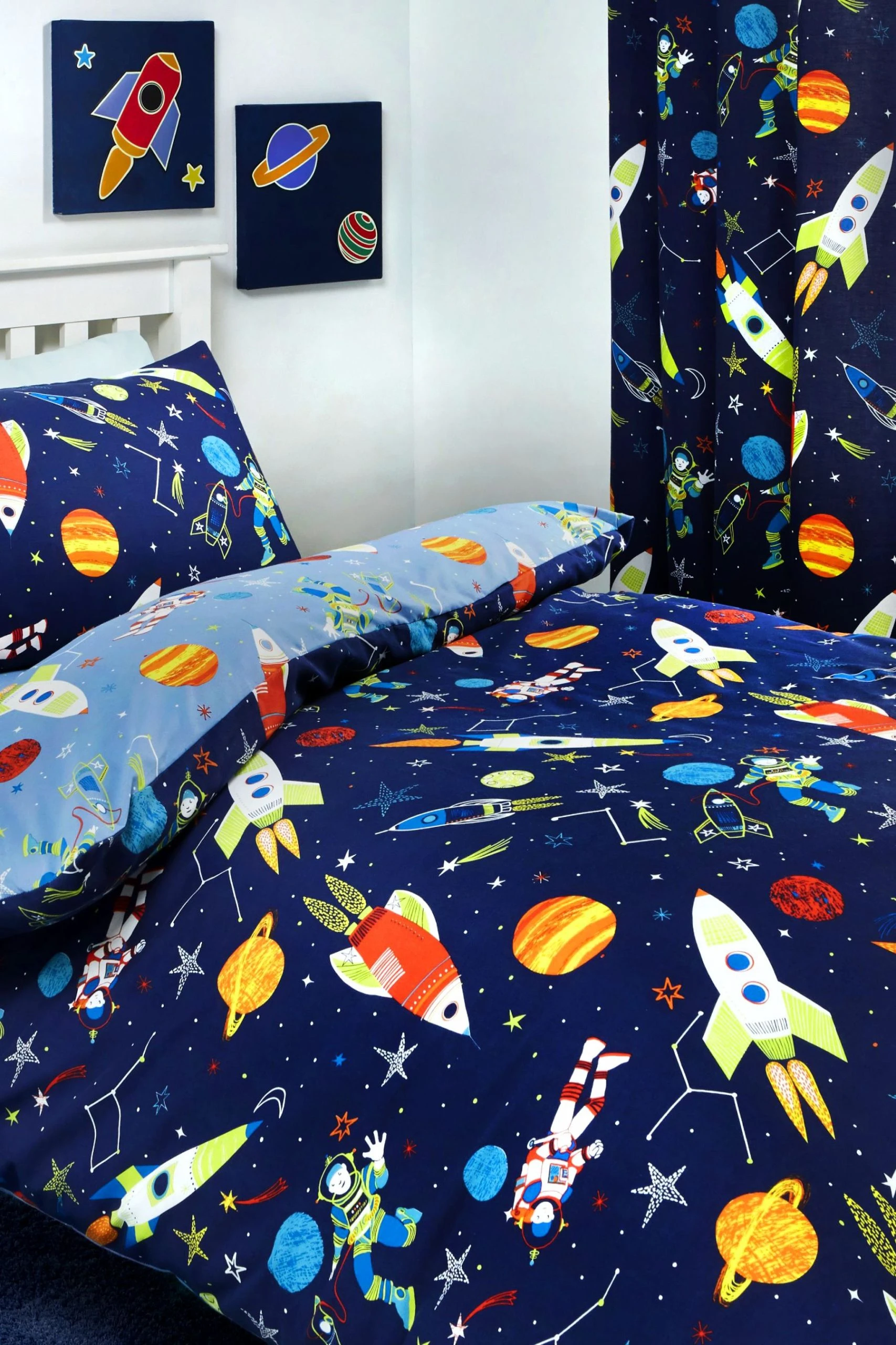 Bedlam Supersonic Duvet Cover And Pillowcase Set 3 Bedlam Supersonic Duvet Cover And Pillowcase Set