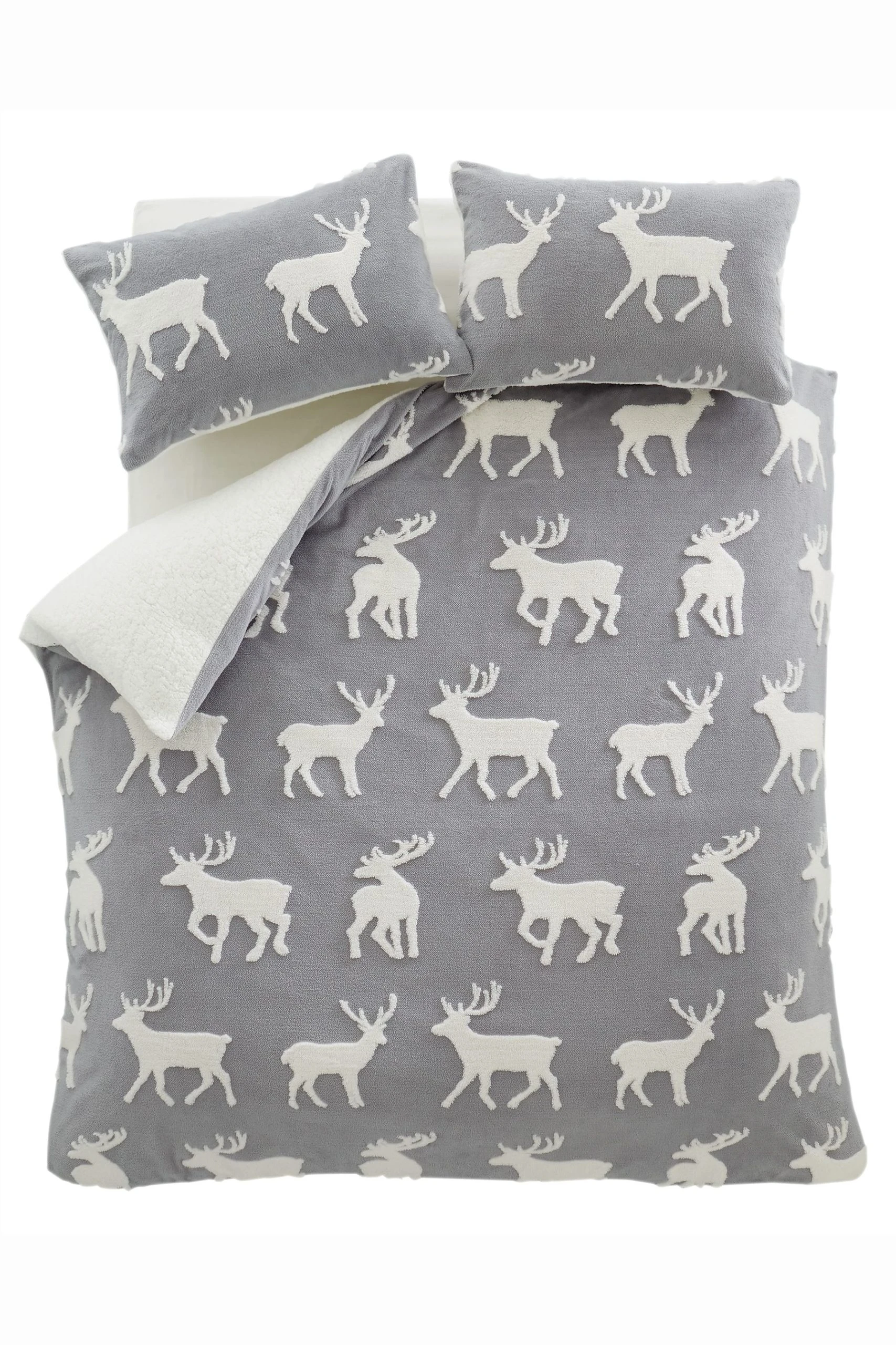 Catherine Lansfield Stag Cosy Sherpa Fleece Duvet Cover And Pillowcase Set 7 Catherine Lansfield Stag Cosy Sherpa Fleece Duvet Cover And Pillowcase Set - Image 5