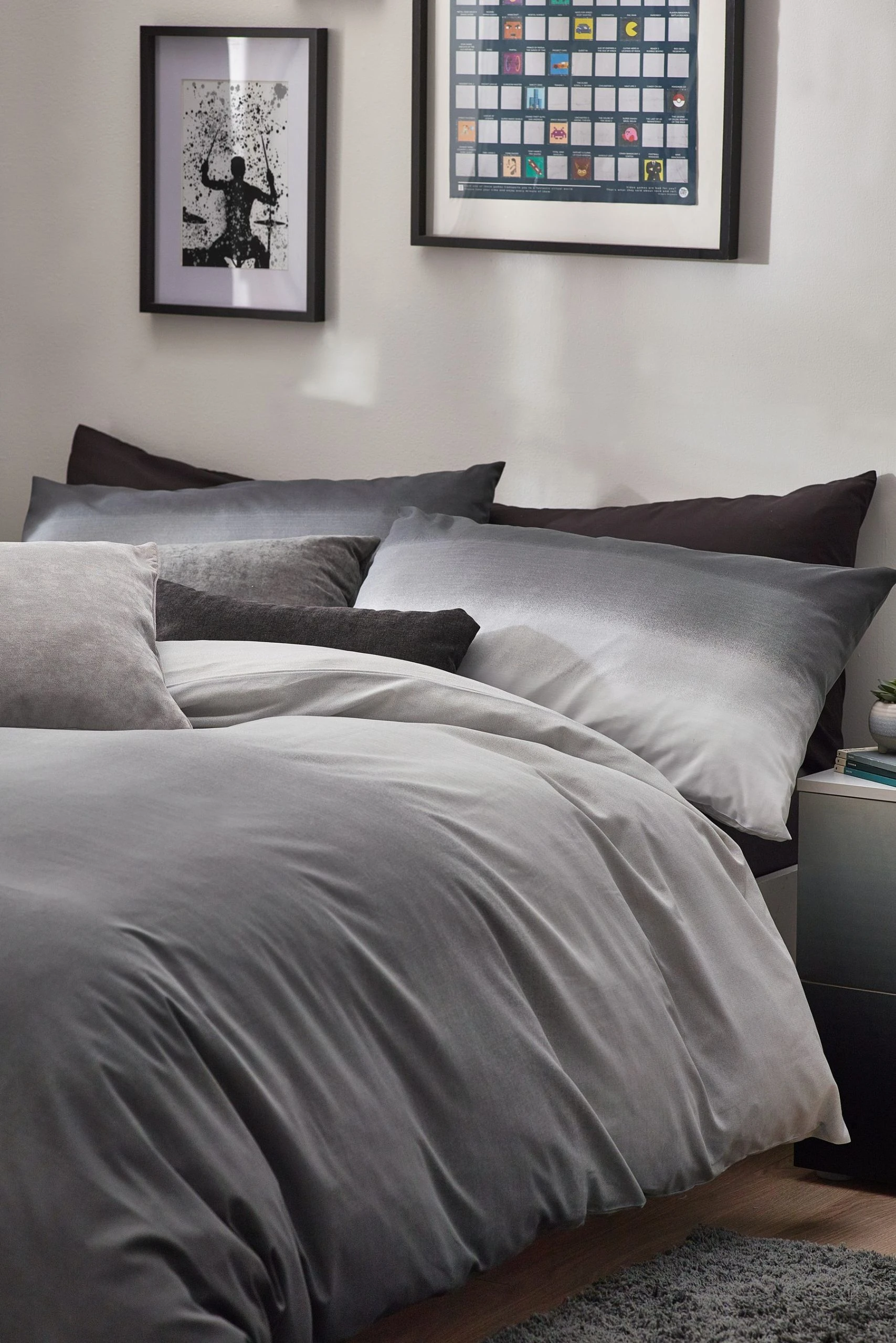 Next Mono Ombre Duvet Cover And Pillowcase Set 4 Next Mono Ombre Duvet Cover And Pillowcase Set - Image 2