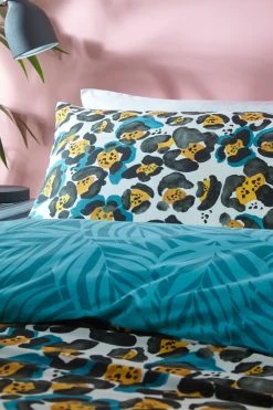 Furn. Ayanna Leopard Reversible Duvet Cover And Pillowcase Set -Furn Online A92674s4