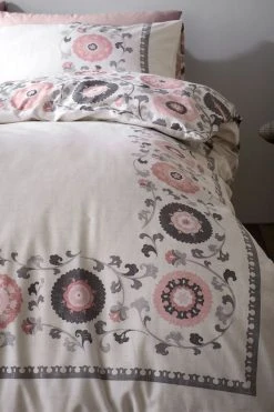 Pineapple Elephant Hana Cotton Duvet Cover And Pillowcase Set -Furn Online C05263s4