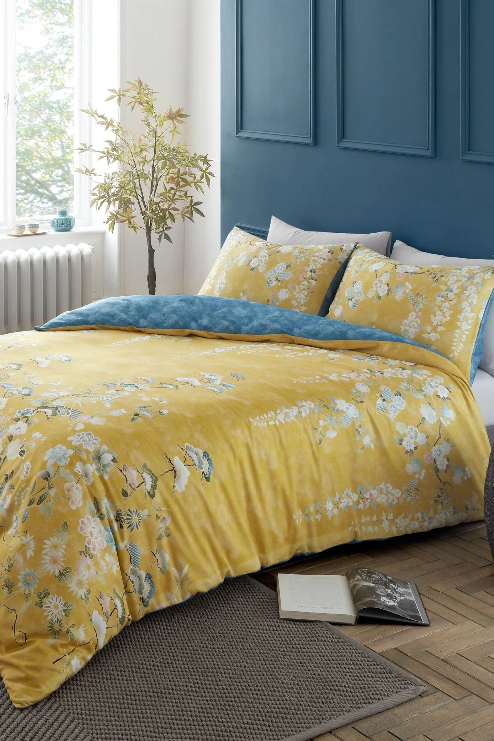 Hyperion Kohana Flower 200 Thread Count Cotton Sateen Duvet Cover And Pillowcase Set 3 Hyperion Kohana Flower 200 Thread Count Cotton Sateen Duvet Cover And Pillowcase Set