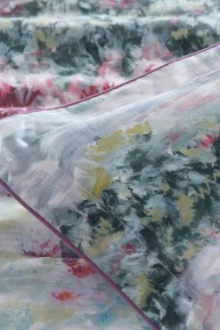 Clarke & Clarke Fiore Duvet Cover And Pillowcase Set -Furn Online M16398s3