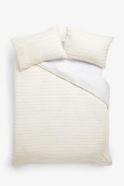 Next Textured Frayed Fleece Duvet Cover And Pillowcase Set -Furn Online M26 240s4