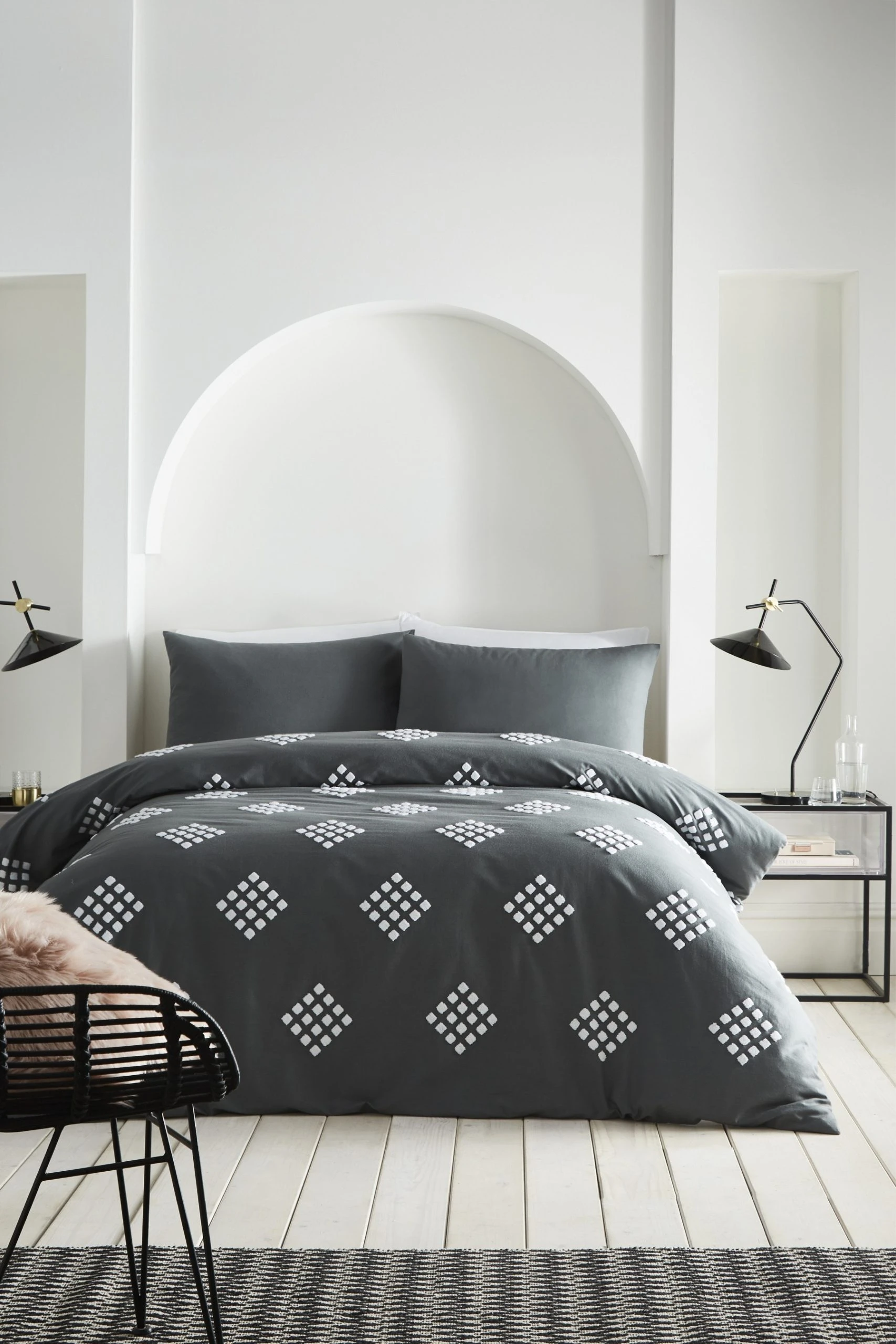 Appletree Diamond Tuft Duvet Cover And Pillowcase Set 3 Appletree Diamond Tuft Duvet Cover And Pillowcase Set