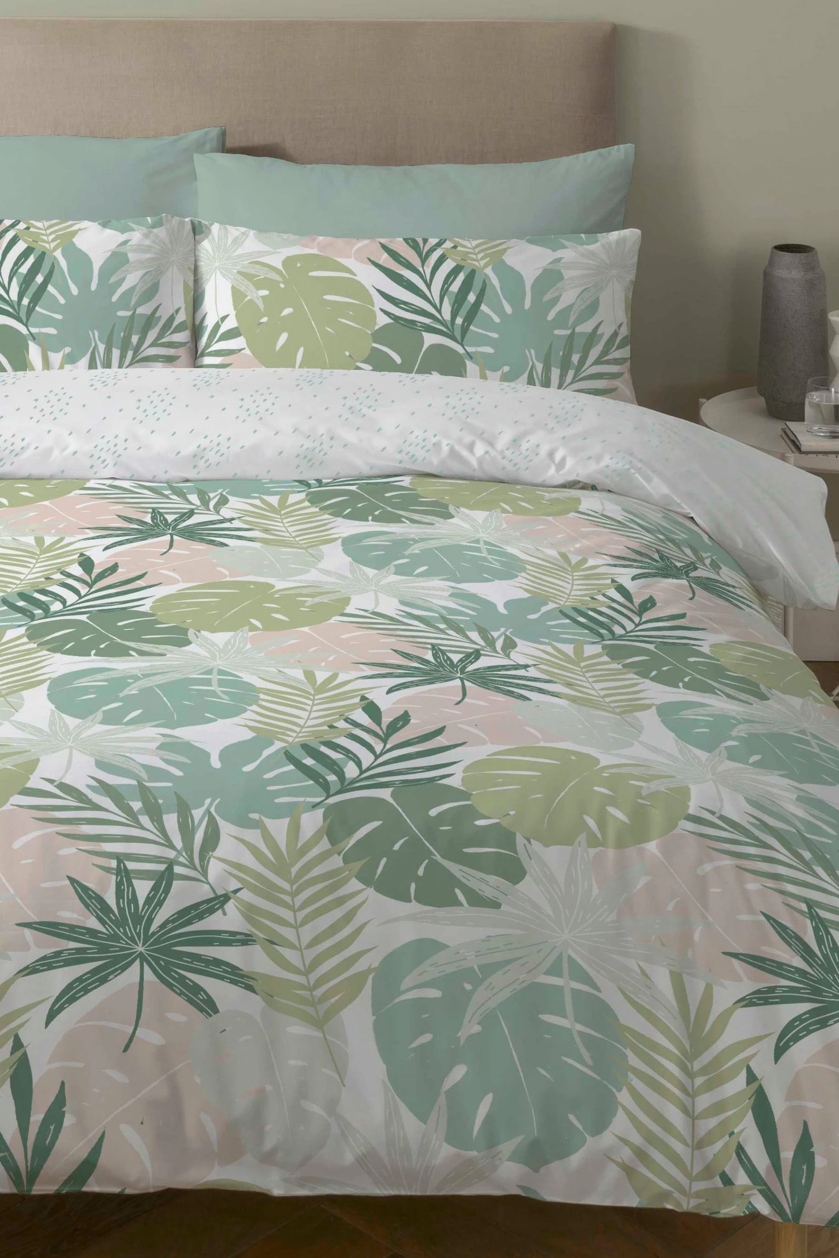 Copenhagen Home Tropical Duvet Cover And Pillowcase Set 4 Copenhagen Home Tropical Duvet Cover And Pillowcase Set - Image 2