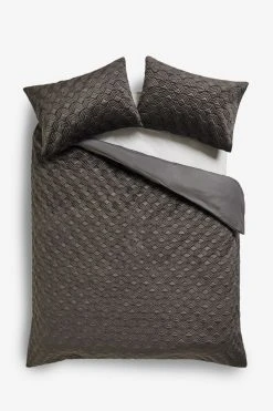 Next Luxe Velvet Geo Duvet Cover And Pillowcase Set -Furn Online M97793s3