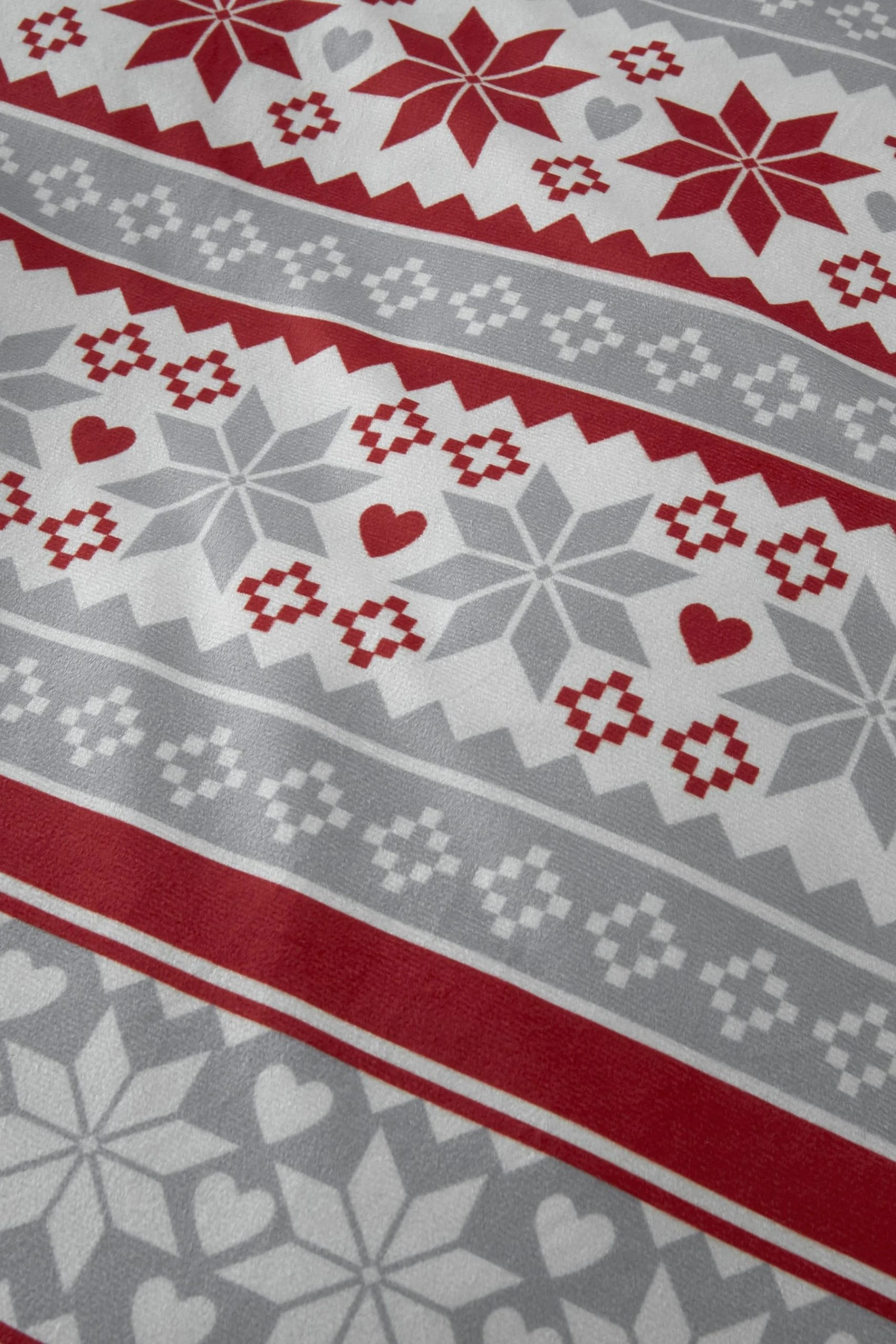 Catherine Lansfield So Soft Velvet Touch Fairisle Duvet Cover And Pillowcase Set 5 Catherine Lansfield So Soft Velvet Touch Fairisle Duvet Cover And Pillowcase Set - Image 3