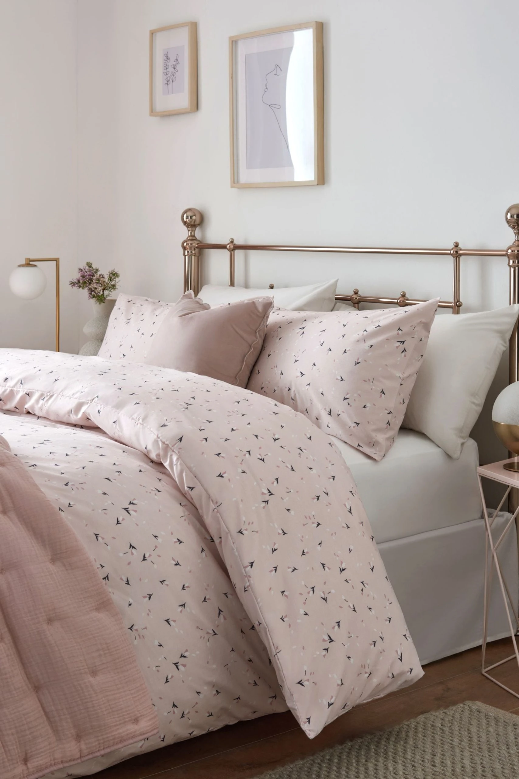 Next 2 Pack Ditsy Floral Duvet Cover And Pillowcase Set 5 Next 2 Pack Ditsy Floral Duvet Cover And Pillowcase Set - Image 3