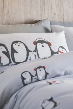 Alternative view of Fusion Snowy Penguin Duvet Cover And Pillowcase Set