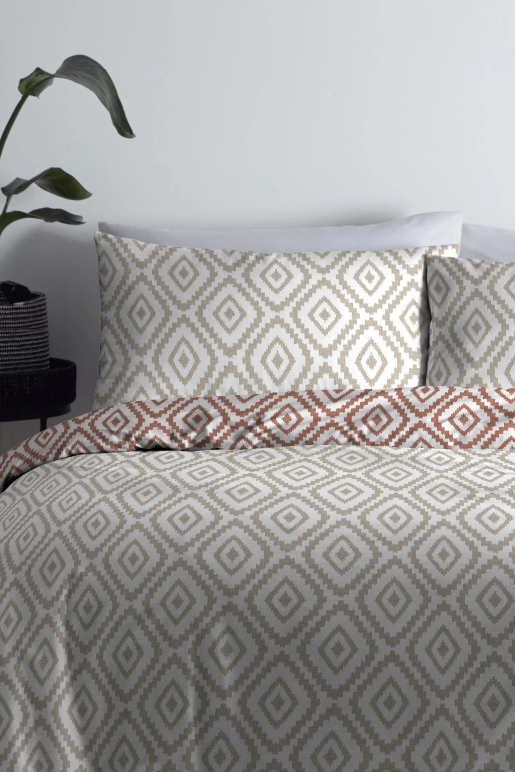 Fusion Navaho Duvet Cover And Pillowcase Set 5 Fusion Navaho Duvet Cover And Pillowcase Set - Image 3