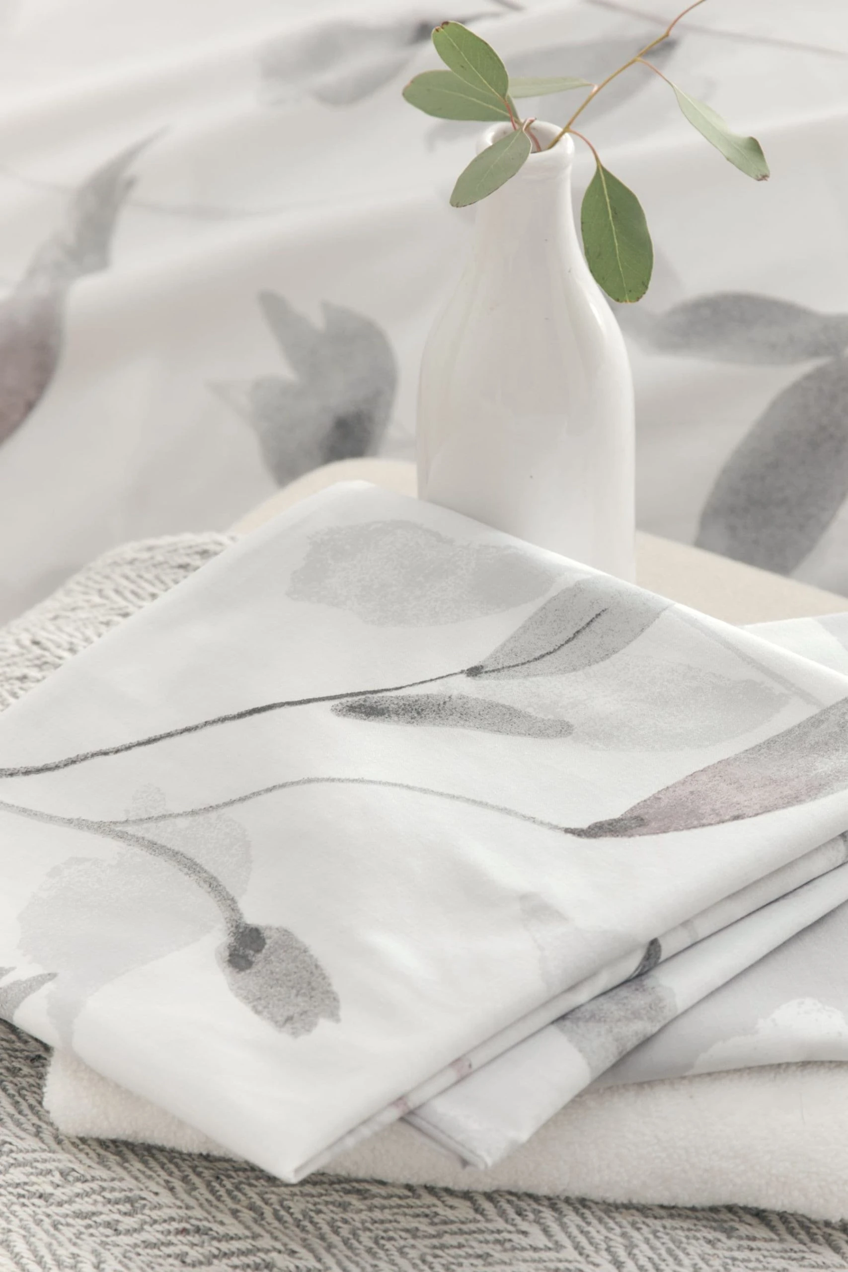 Drift Home Eliza Duvet Cover And Pillowcase Set 5 Drift Home Eliza Duvet Cover And Pillowcase Set - Image 3