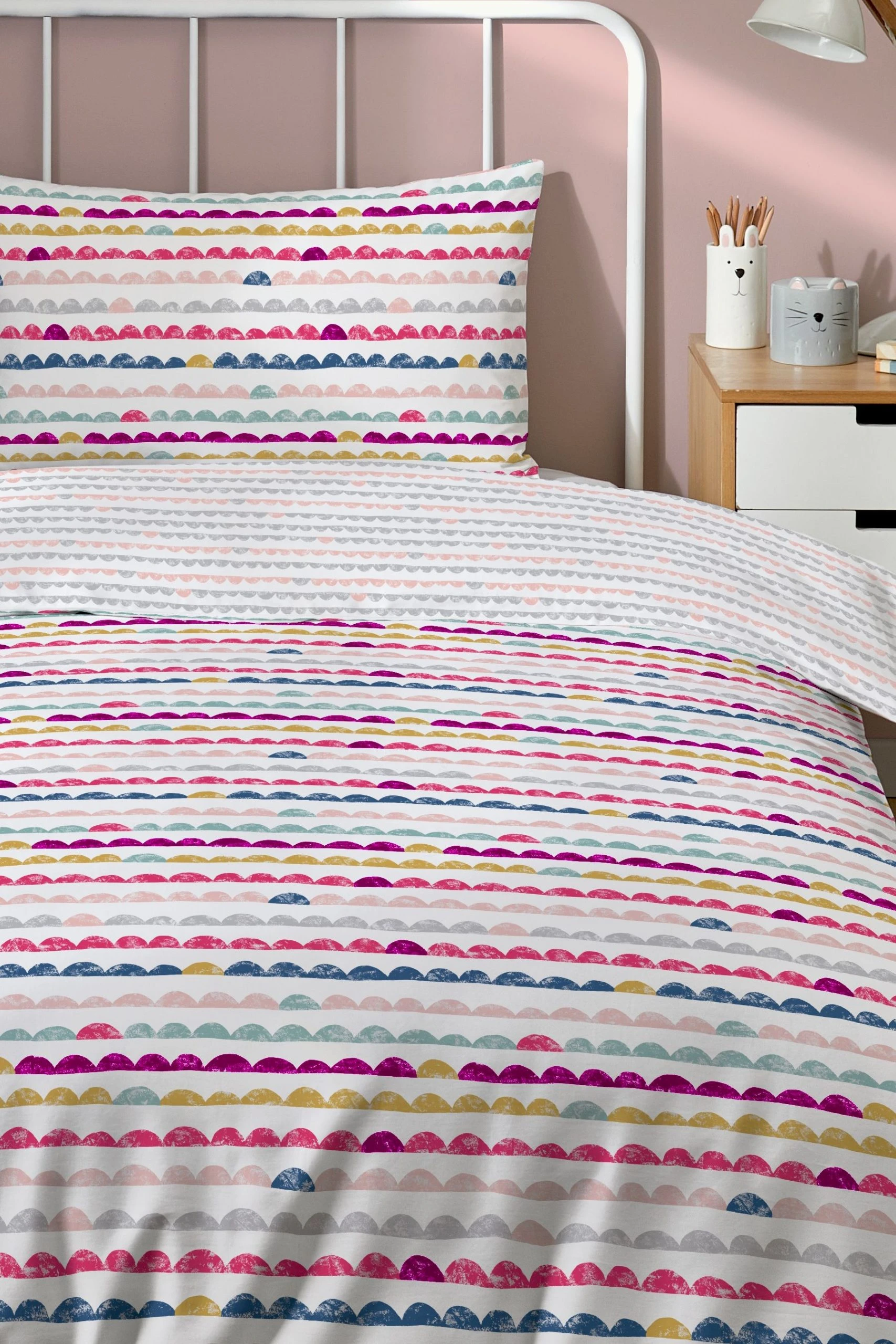 Copenhagen Home Kids Mini Scandi Waves Duvet Cover And Pillowcase Set 4 Copenhagen Home Kids Mini Scandi Waves Duvet Cover And Pillowcase Set - Image 2