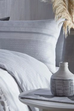 Appletree Sanya Duvet Cover And Pillowcase Set 9 Appletree Sanya Duvet Cover And Pillowcase Set -Furn Online U47622s4