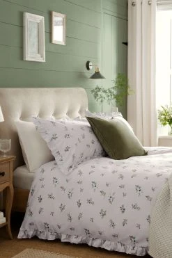 Alternative view of Next Ditsy Floral Frill Edge Duvet Cover And Pillowcase Set
